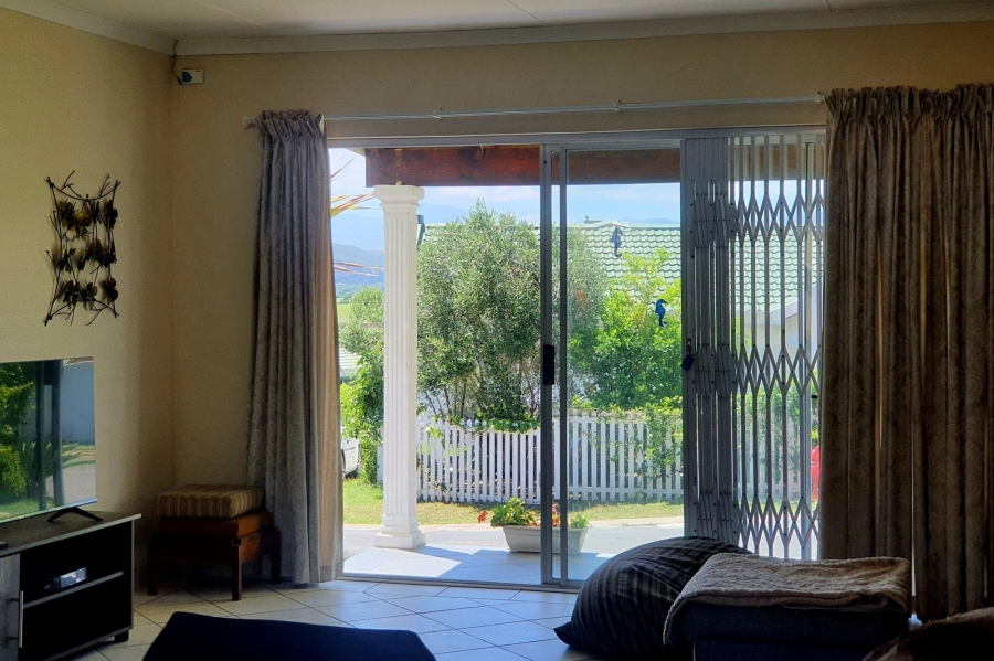 3 Bedroom Property for Sale in Fraaiuitsig Western Cape